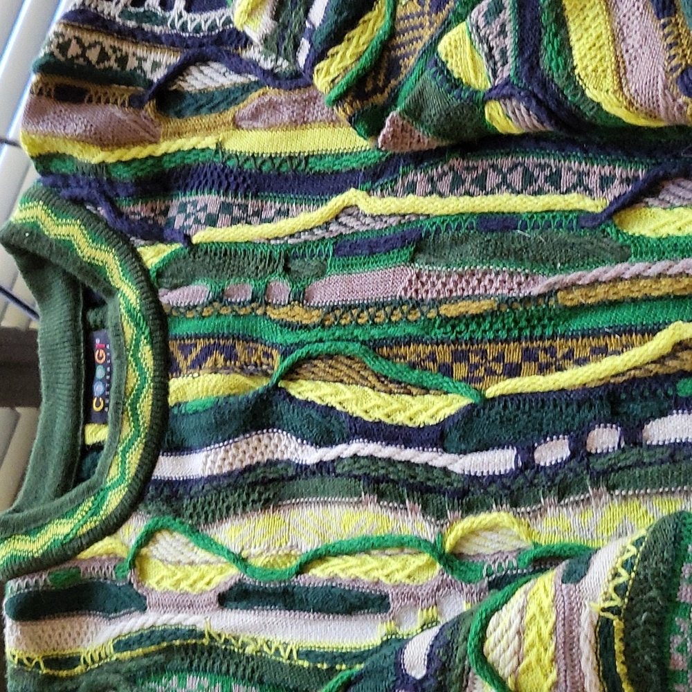 Authentic Vintage Coogi 100%New Wool XL